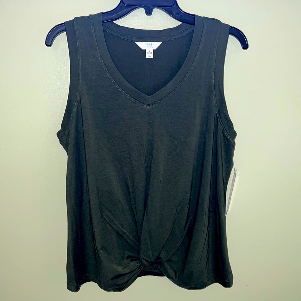 Time and tru. Army green. Tank top with tie knot.